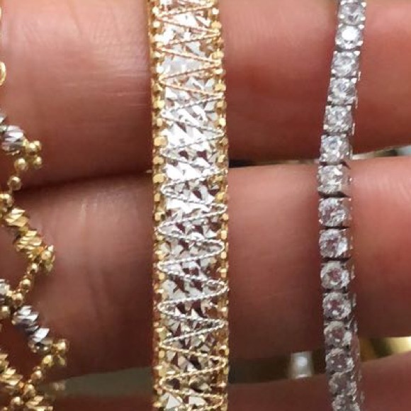 Meet your Posher, Lynn - Picture 1 of 1